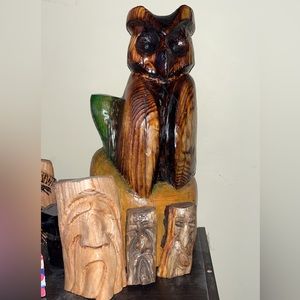 Chainsaw carved owl on a pumpkin! Great gift.